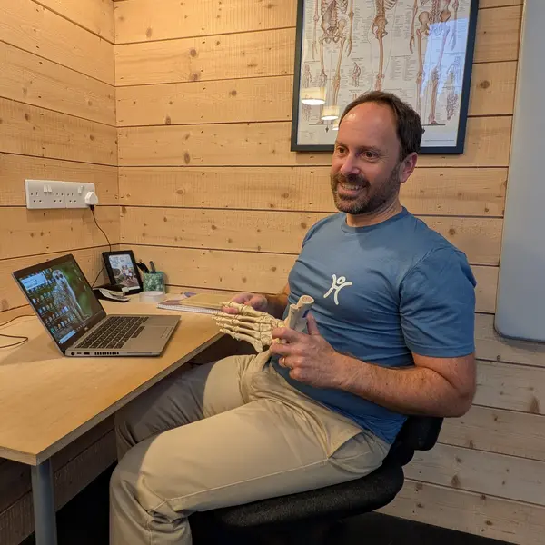 Strong Feet, Happy Movement